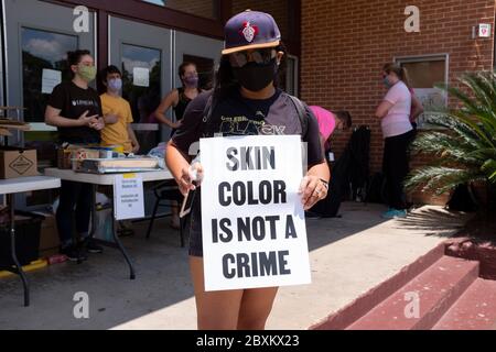 Houston Tillotson University. Juni 2020. Protestler nehmen an der Black Austin Rallye und march for Black Lives an der Houston Tillotson University Teil. Austin, Texas. Mario Cantu/CSM/Alamy Live News Stockfoto