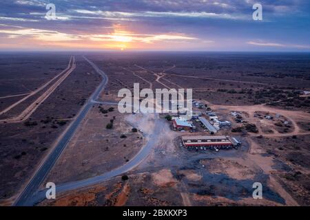 Cocklebiddy Western Australia 15. September 2019 : Cocklebiddy Roadhouse, ein typisches Motel am Eyre Highway mitten in der Nullarbor Plain Stockfoto