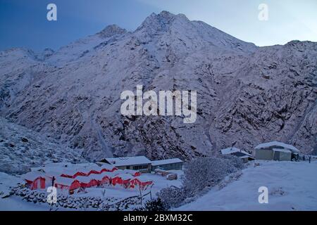 Das Dorf Dole im Gokyo-Tal Stockfoto