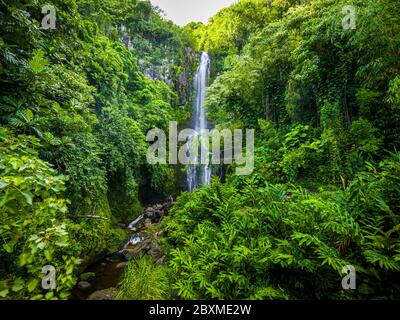 Maui, Hawaii Hana Highway, Wailua Falls, in der Nähe von Lihue, Kauai in Road to Hana Stockfoto