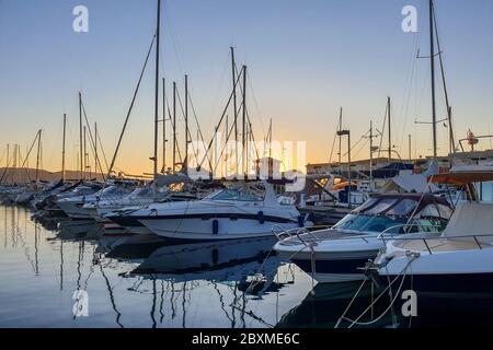 Der Hafen von Saint-Raphael Stockfoto