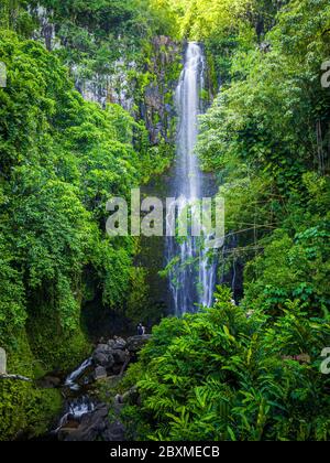 Maui, Hawaii Hana Highway, Wailua Falls, in der Nähe von Lihue, Kauai in Road to Hana Stockfoto