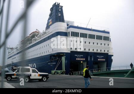 Stolz auf Bilbao P&O Passagierfähre im Jahr 1994 in Bilbao, Spanien angedockt Stockfoto