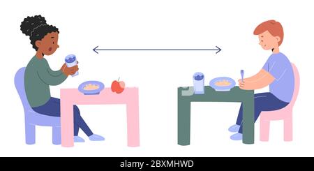 Kleine Kinder essen im Kindergarten mit sozialen Distanzierungsmaßnahmen sitzen an separaten Tischen, Kinder mit Mittagessen in Vorschulkinder, niedlich Stock Vektor