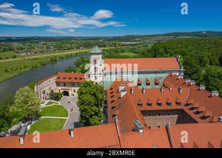 Kloster Tyniec in Krakau. Luftaufnahme der benediktinerabtei. Krakau, Polen. Stockfoto