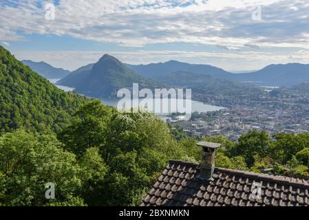 Blick auf Lugano vom Berg Bre auf die Schweiz Stockfoto