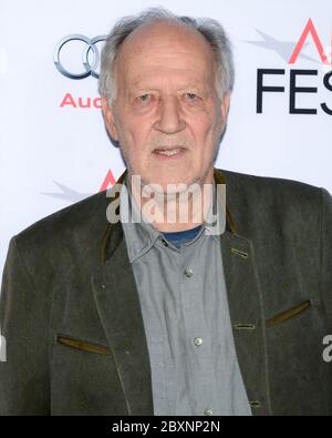 8. November 2015, Hollywood, Kalifornien, USA: Der Schriftsteller/Dierektor Werner Herzog nimmt am AFI FEST 2015 Teil, das von Audi North American Premiere Special Screening von ''Queen of the Desert'' im Dolby Theater präsentiert wird. (Bild: © Billy Bennight/ZUMA Wire) Stockfoto