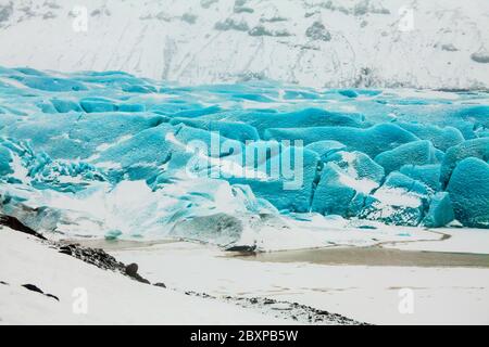 Svinafellsjokull Glacier View im Winter Schnee in Island Stockfoto