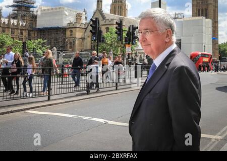 Sir Michael Fallon, ehemaliger Verteidigungsminister, Politiker der Konservativen Partei, Abgeordneter von Sevenoaks, in Westminster Stockfoto