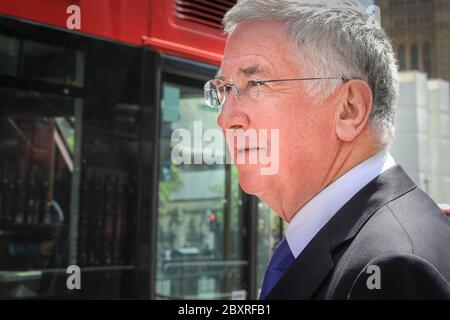 Sir Michael Fallon, ehemaliger Verteidigungsminister, Politiker der Konservativen Partei, Abgeordneter von Sevenoaks, in Westminster Stockfoto