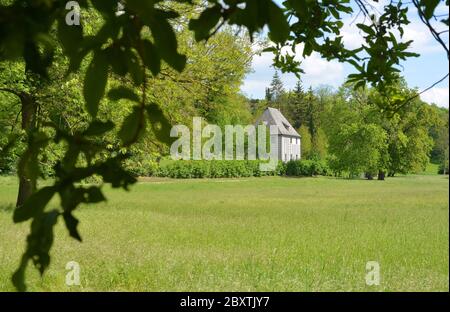 Weimar, Deutschland Goethe-Gartenhaus in der grünen Ilm-Parklandschaft Stockfoto