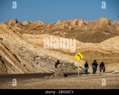 Biegen Sie in der Atacama Wüste links ab Stockfoto
