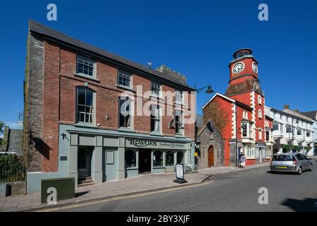 Pembroke Wales 14. Juni 2015 : Rowlies Fisch und Chips Shop in Pembroke Wales an einem warmen Sommertag Stockfoto