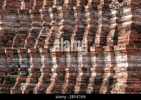 Ziegelmauer in Ayuthaya Stockfoto