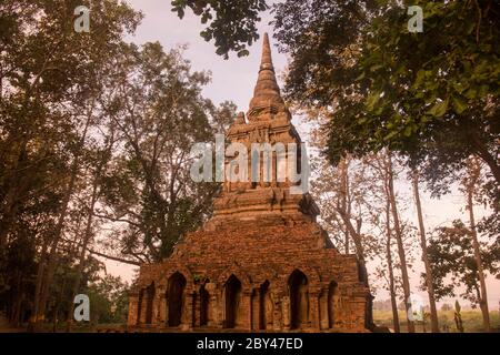 Der Wat Pa Sak in der Stadt Chiang Saen im Norden der Stadt Chiang Rai in Nordthailand. Thailand, Chiang Sean, November 2019 Stockfoto