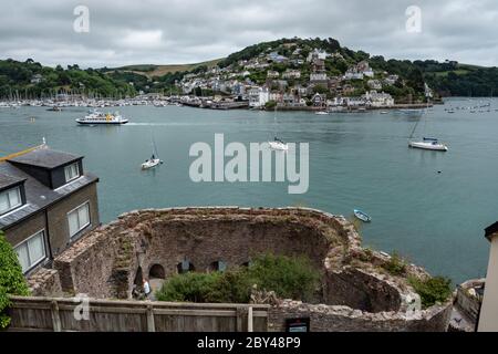 Kingswear über den Fluss Dart aus Dartmouth Devon England Stockfoto