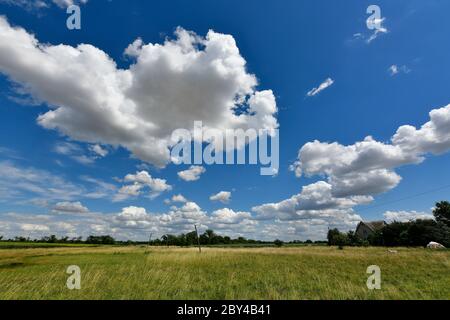 Malerische ländliche Landschaften, das Dorf Korolevka Ukraine. Stockfoto