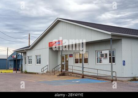 HAPPY VALLEY-GOOSE BAY, NEUFUNDLAND UND LABRADOR, KANADA - 26. JULI 2019: Canada Post Office in Happy Valley-Goose Bay. Stockfoto