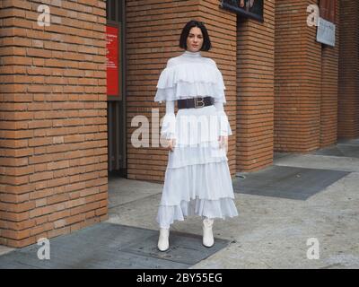 Mailand, Italien: 22 Septermber 2019: Fashion Blogger street style Outfit vor Laura Biagiotti fashion show in Mailand auf der Modewoche Frühling/Sommer 2019 Stockfoto