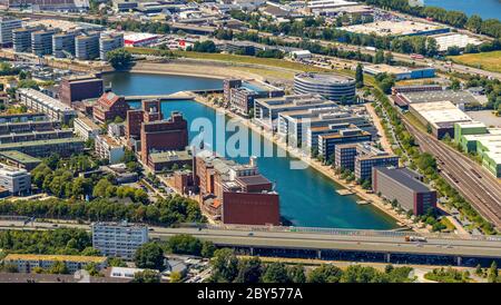 Innenhafen Duisburg, mit Restaurants und Museum Küppersmühle, 22.07.2019, Luftbild, Deutschland, Nordrhein-Westfalen, Ruhrgebiet, Duisburg Stockfoto