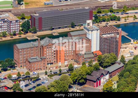 Innenhafen Duisburg, mit Restaurants und Museum Küppersmühle, 22.07.2019, Luftbild, Deutschland, Nordrhein-Westfalen, Ruhrgebiet, Duisburg Stockfoto