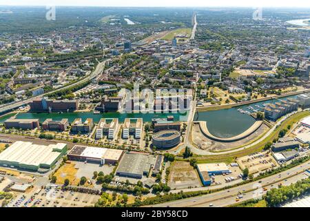 Innenhafen Duisburg, mit Restaurants und Museum Küppersmühle, 22.07.2019, Luftbild, Deutschland, Nordrhein-Westfalen, Ruhrgebiet, Duisburg Stockfoto