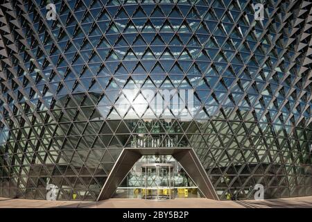 Adelaide South Australia 18. November 2019 : Fassade des SAHMRI-Gebäudes, einer medizinischen Forschungseinrichtung in Adelaide, South Australia Stockfoto