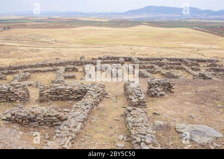 Hornachuelos Häuser. Römisch-republikanisches Oppidum, 2. Jahrhundert v. Chr. Archäologische Stätte in Ribera del Fresno, Spanien Stockfoto