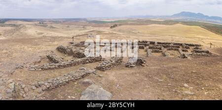 Hornachuelos Häuser. Römisch-republikanisches Oppidum, 2. Jahrhundert v. Chr. Archäologische Stätte in Ribera del Fresno, Spanien Stockfoto