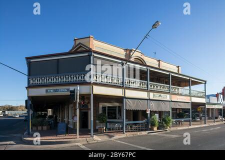 Broken Hill Australien 2. Dezember 2019 : EIN Hotelgebäude, das Unterkunft in der Hauptstraße von Broken Hill, NSW bietet Stockfoto