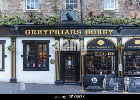 Greyfriars Bobby Pub in der Candlemaker Row in Edinburgh, der Hauptstadt Schottlands, Teil von Großbritannien Stockfoto