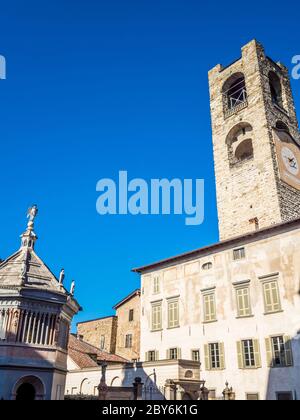 Achteckiges Baptisterium der Basilika Santa Maria Maggiore, Bergamo, Italien Stockfoto