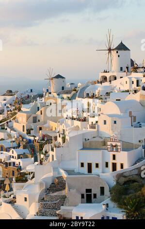 Dorf Oia auf Santorin, Griechenland Stockfoto