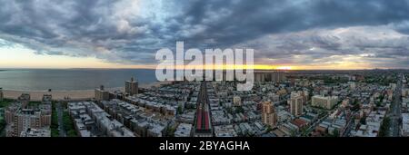 U-Bahn-Strecken entlang des südlichen Brooklyn, die Coney Island, Brighton Beach, Ocean Parkway und Sheepshead Bay anfahren. Stockfoto