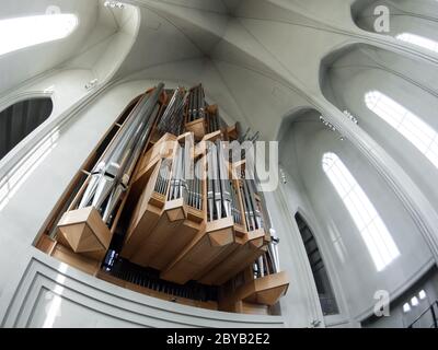 Orgelpfeifen in Hallgrimskirkja, lutherische Kathedrale von Reykjavik, Island Stockfoto