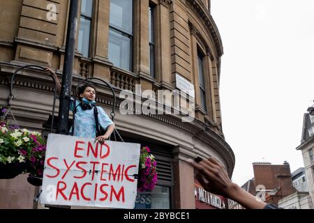 London, 3. Juni 2020. Etwa 15000 Menschen hat sich bei Black Lives Matter nach dem Mord an George Floyd in Minneapolis durch Polizeibeamten Stockfoto