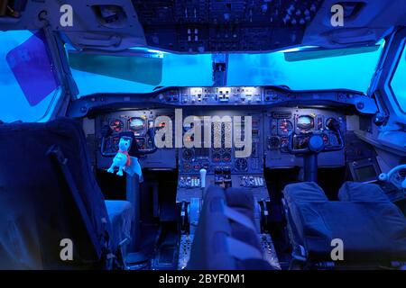 Das Cockpit des Airbus A300 B4-203.Museum Aeroscopia Museum. Blagnac. Toulouse. Haute-Garonne. Okzitanien. Frankreich Stockfoto