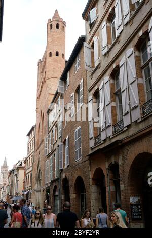 Kirche Notre-Dame du Taur und Rue du Taur von Toulouse.Haute-Garonne.Occitanie.Frankreich Stockfoto