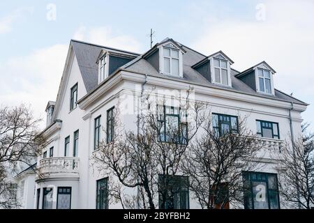 Schönes altes Haus in Reykjavik, der Hauptstadt Islands. Stockfoto