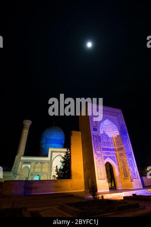 Gur Emir Mausoleum in der Nacht, Samarkand, Usbekistan Stockfoto