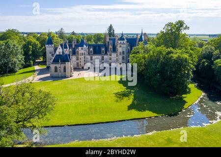 Frankreich, Cher, Berry, Route Jacques Coeur, Chateau de Meillant, Schloss und Kapelle (Luftaufnahme) // Frankreich, Cher (18), Berry, Route Jacques Coeur, Meill Stockfoto