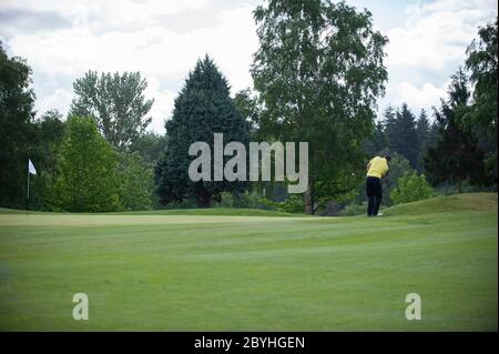 18-Loch-Golfplatz im Foxhills Country Club, Surrey, Großbritannien Stockfoto