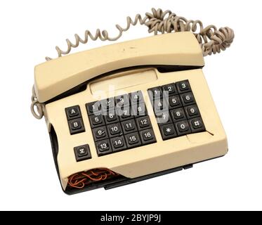 Telefonsammlung - abgestürztes Telefon auf weißer Rückseite Stockfoto