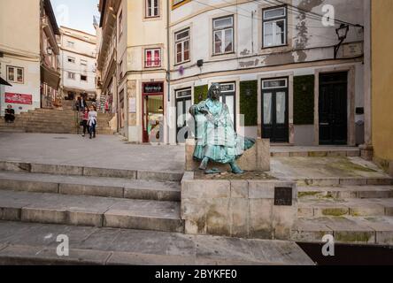 Torre de Almedina oder Arco de Almedina - Tore zur Altstadt von Coimbra Stockfoto