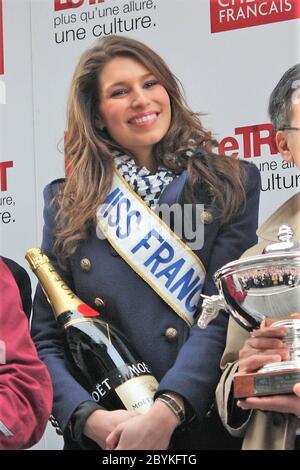 Laury Thilleman von Miss France 2010 der Grand Prixde France 2011, am 13. Februar 2011 in Paris Vincennes , Frankreich - Foto Laurent Lairys / DPPI Stockfoto