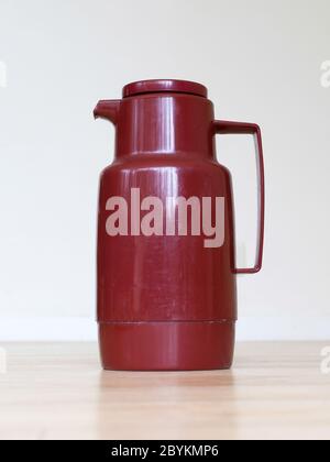 Alte Kaffee-Becher (Thermo-Flasche) Stockfoto