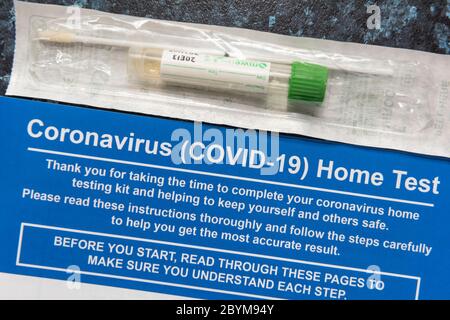 Coronavirus Covid-19 Heimtestkit Stockfoto