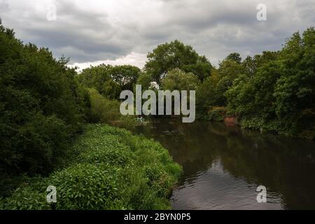 The River Lea in der Nähe von Hackney Marshes, London, Großbritannien, Stockfoto