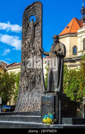 Denkmal des ukrainischen Dichters Taras Schewtschenko (1814-1861) in Lwiw, Ukraine Stockfoto