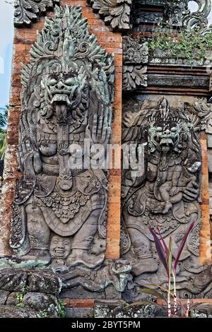 Sidan, Bali Island, Indonesien. Mai 2019. Der Pura Dalem Sidan in Gianyar wird auch Tempel der Todesritter genannt. Stockfoto